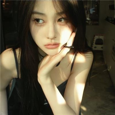 妙在大门后